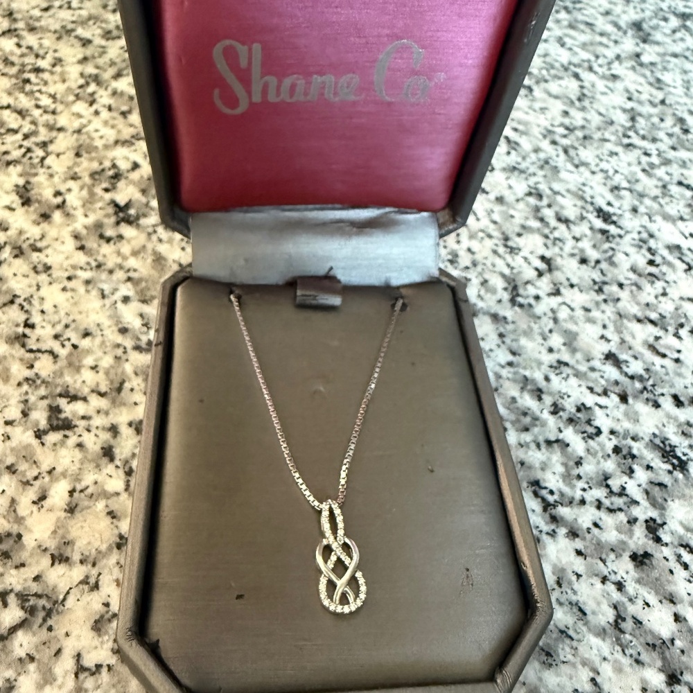 Shane Co Pendant Necklace